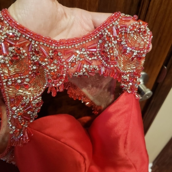 Tony Bowls Red Pageant prom dress gown overskirt